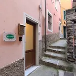 Casa Di Mezzo By Arbaspaa Διαμέρισμα