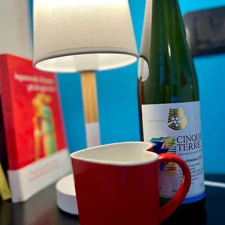 Casa Di Mezzo By Arbaspaa דירה