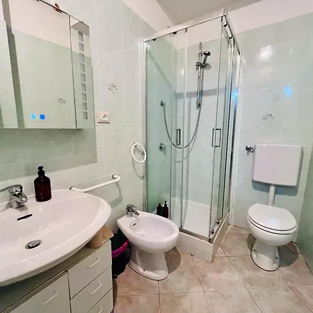 Casa Di Mezzo By Arbaspaa *