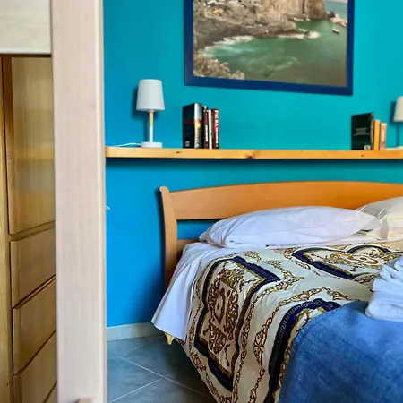 Casa Di Mezzo By Arbaspaa