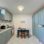 Casa Di Mezzo By Arbaspaa Apartment *