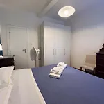 Casa Di Mezzo By Arbaspaa *