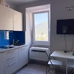Casa Di Mezzo By Arbaspaa Apartment *