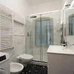 Apartment Casa Di Mezzo By Arbaspaa *