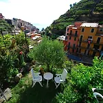 Casa Di Mezzo By Arbaspaa アパート マナローラ