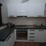 Casa Di Mezzo By Arbaspaa マナローラ