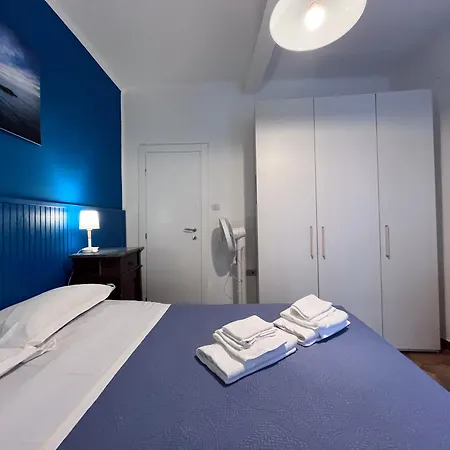 Casa Di Mezzo By Arbaspaa