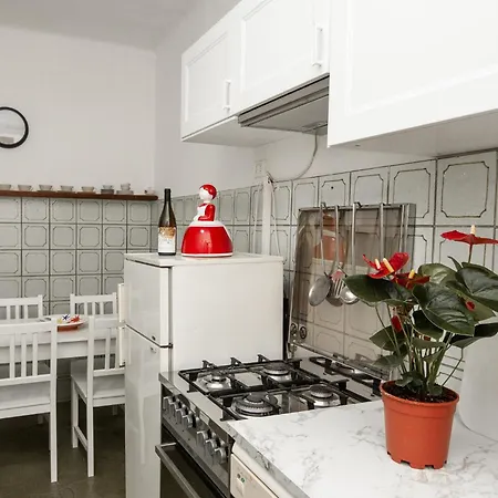 Casa Di Mezzo By Arbaspaa アパート *